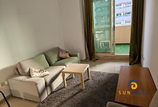 56129412 - Property Image 2