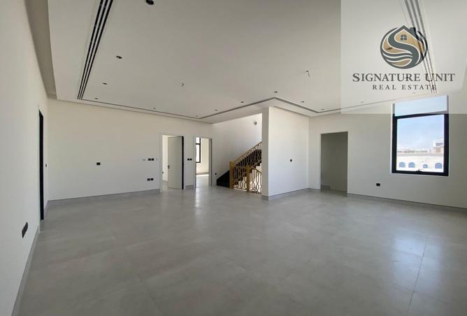 102001573 - Property Image 3