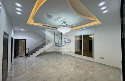 Villa - 5 Bedrooms - 7 Bathrooms for sale in Al Yasmeen 1 - Al Yasmeen - Ajman