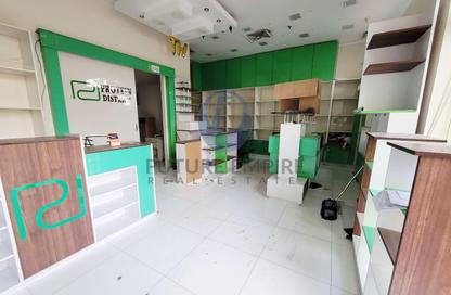 Shop - Studio for rent in Health care City - Dubai Healthcare City - Bur Dubai - Dubai