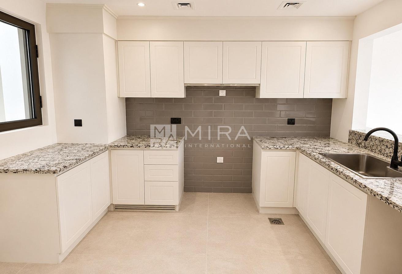 4BR Townhouse for Rent | Costa Brava photo 10