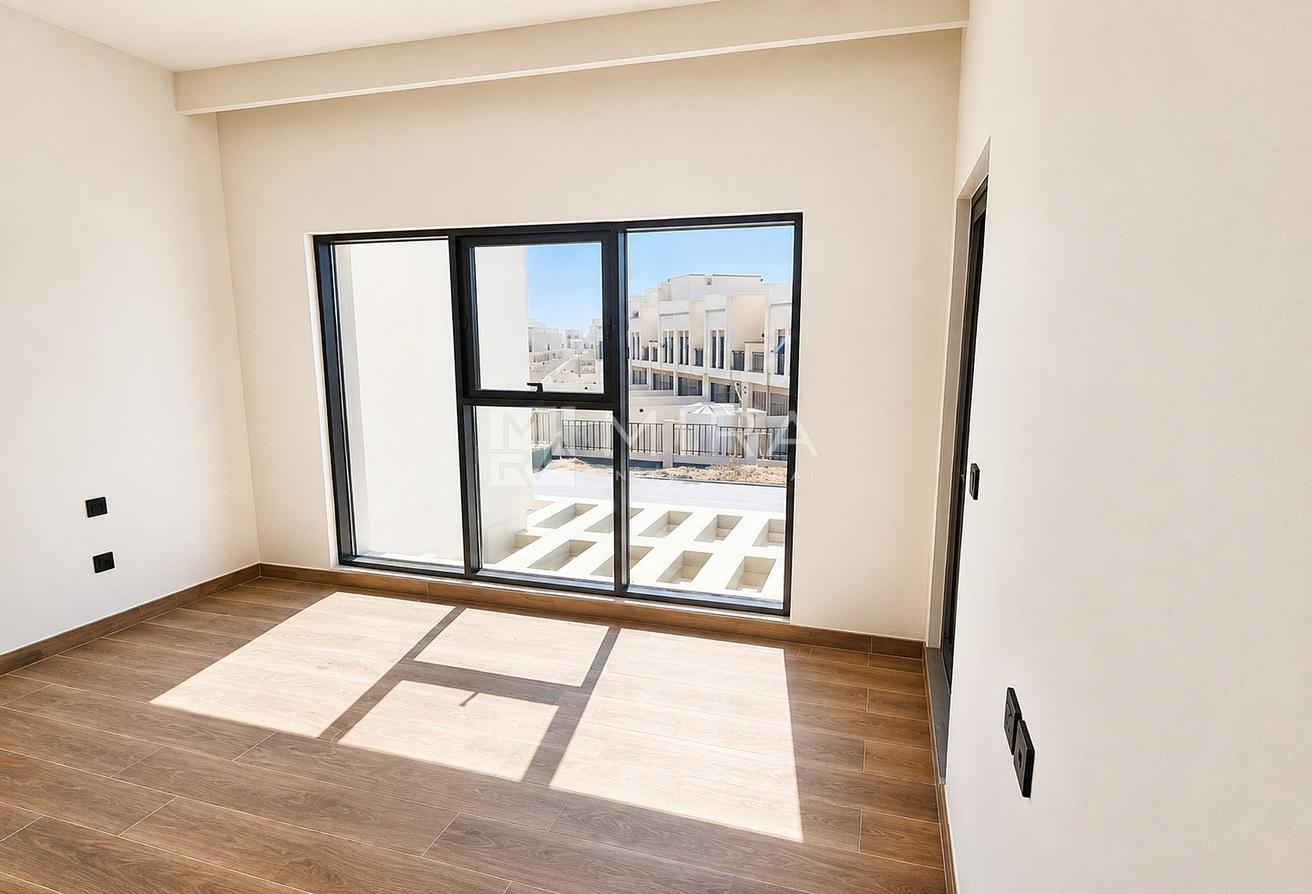 4BR Townhouse for Rent | Costa Brava photo 5