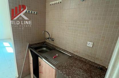 Apartment - Studio - 1 Bathroom for rent in Al Qulaya'ah - Al Sharq - Sharjah