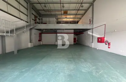Warehouse - Studio for rent in Jebel Ali Industrial 1 - Jebel Ali Industrial - Jebel Ali - Dubai