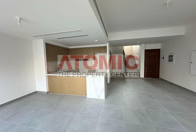 94024887 - Property Image 3