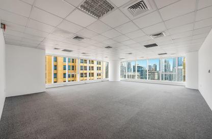 Office Space - Studio - 1 Bathroom for rent in Churchill Towers - Business Bay - Dubai