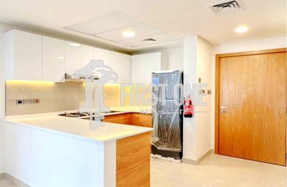 Apartment - 2 Bedrooms - 2 Bathrooms for sale in Radiant Square - City Of Lights - Al Reem Island - Abu Dhabi
