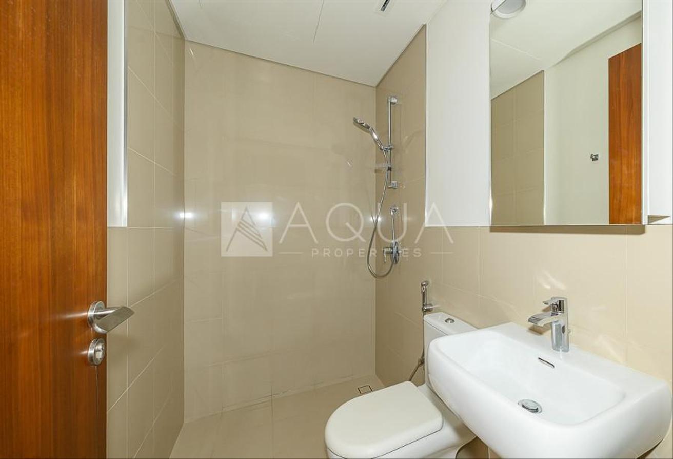 High Floor | Balcony | Maid's Room photo 8