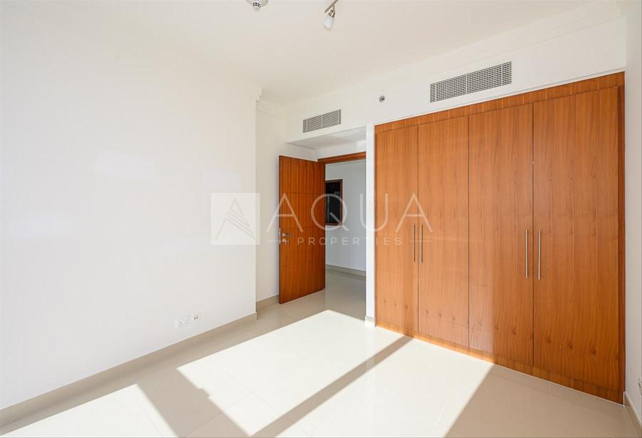 High Floor | Balcony | Maid's Room photo 13