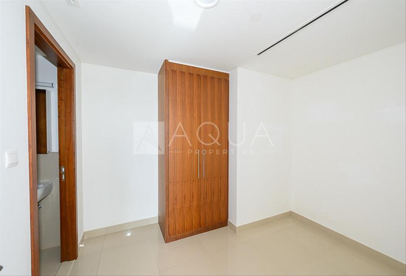 High Floor | Balcony | Maid's Room photo 7