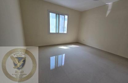 Apartment - 2 Bedrooms - 2 Bathrooms for rent in Al Qulaya'ah - Al Sharq - Sharjah