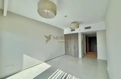 Apartment - Studio - 1 Bathroom for rent in SOL Avenue - Business Bay - Dubai