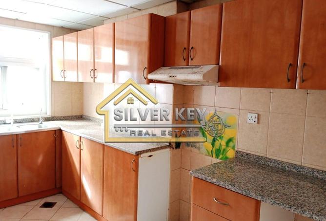 74231589 - Property Image 3