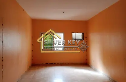 Apartment - 2 Bedrooms - 2 Bathrooms for rent in Al Naba'ah - Al Sharq - Sharjah
