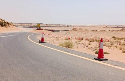 أرض - استوديو للبيع في البليده - البطائح - الشارقة