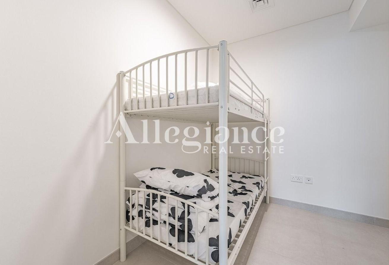 Luxury 3BR + Maid | Spacious | Creek Views photo 8