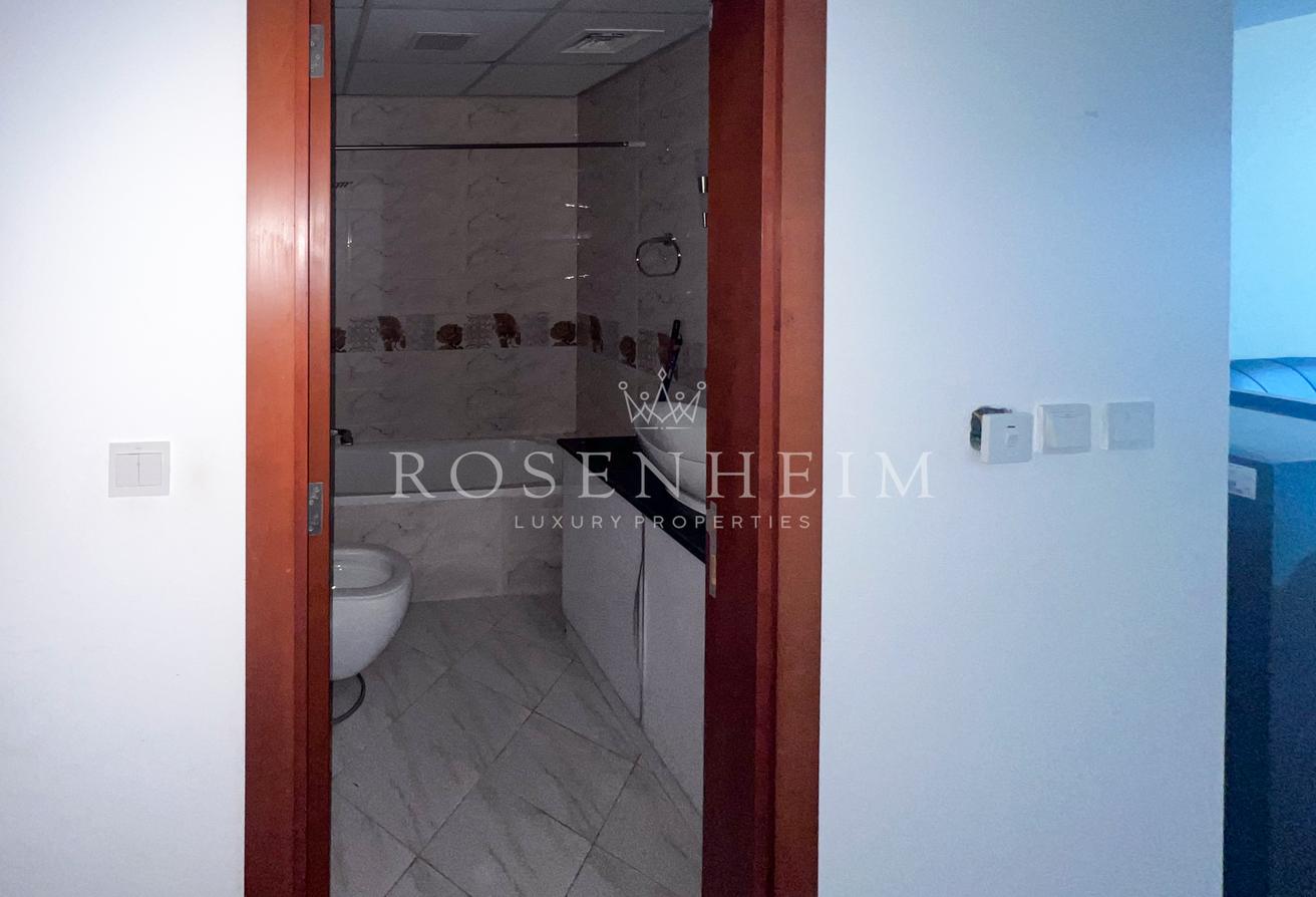 Open and Airy | Vacant | Parking | Vastu Compliant photo 10