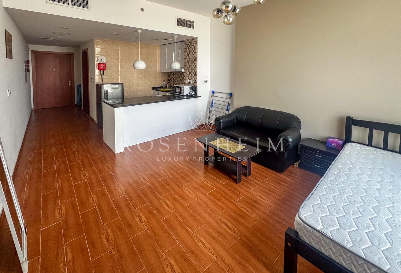 Open and Airy | Vacant | Parking | Vastu Compliant photo 4