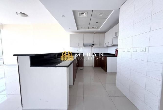 76963600 - Property Image 3