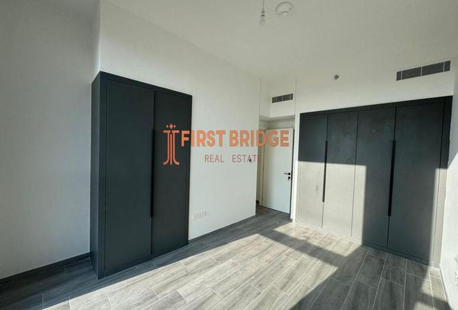 76991136 - صورة العقار 2