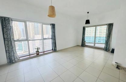 Apartment - 2 Bedrooms - 3 Bathrooms for rent in Cascades Tower - Dubai Marina - Dubai