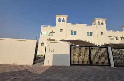 فيلا - 5 غرف نوم - 6 حمامات للايجار في مدينة محمد بن زايد - أبوظبي