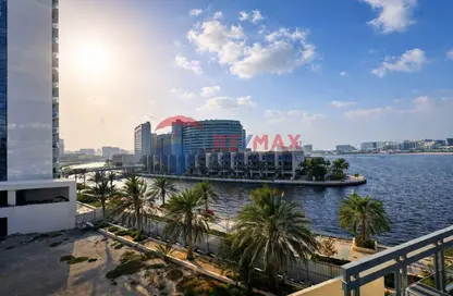 شقة - غرفة نوم - 2 حمامات للايجار في مسكن جمام - شاطئ الراحة - أبوظبي