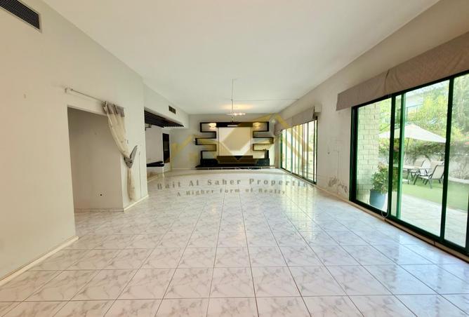 111852169 - Property Main Image