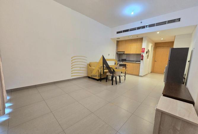 67431577 - Property Image 2