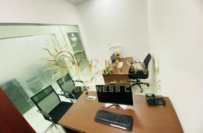 Office Space - Studio - 1 Bathroom for rent in Red Avenue - Al Garhoud - Dubai