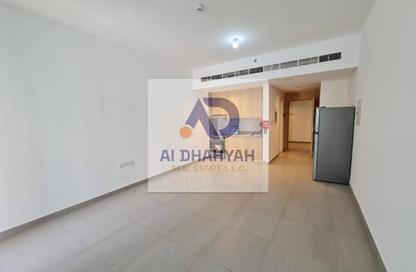 Apartment - Studio - 1 Bathroom for rent in Al Mamsha - Muwaileh - Sharjah