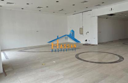 Show Room - Studio - 1 Bathroom for rent in Al Majaz 1 - Al Majaz - Sharjah