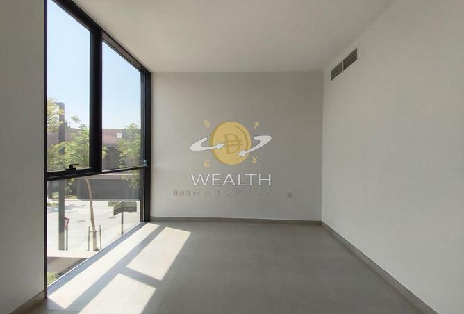 112301614 - Property Image 2