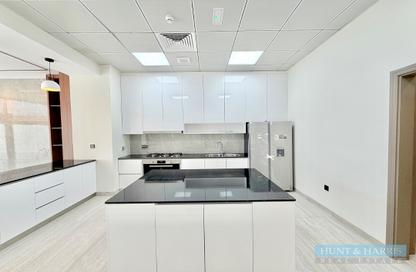 Apartment - 4 - 5 for rent in Al Jazirah Al Hamra - Al Hamra Village - Ras Al Khaimah
