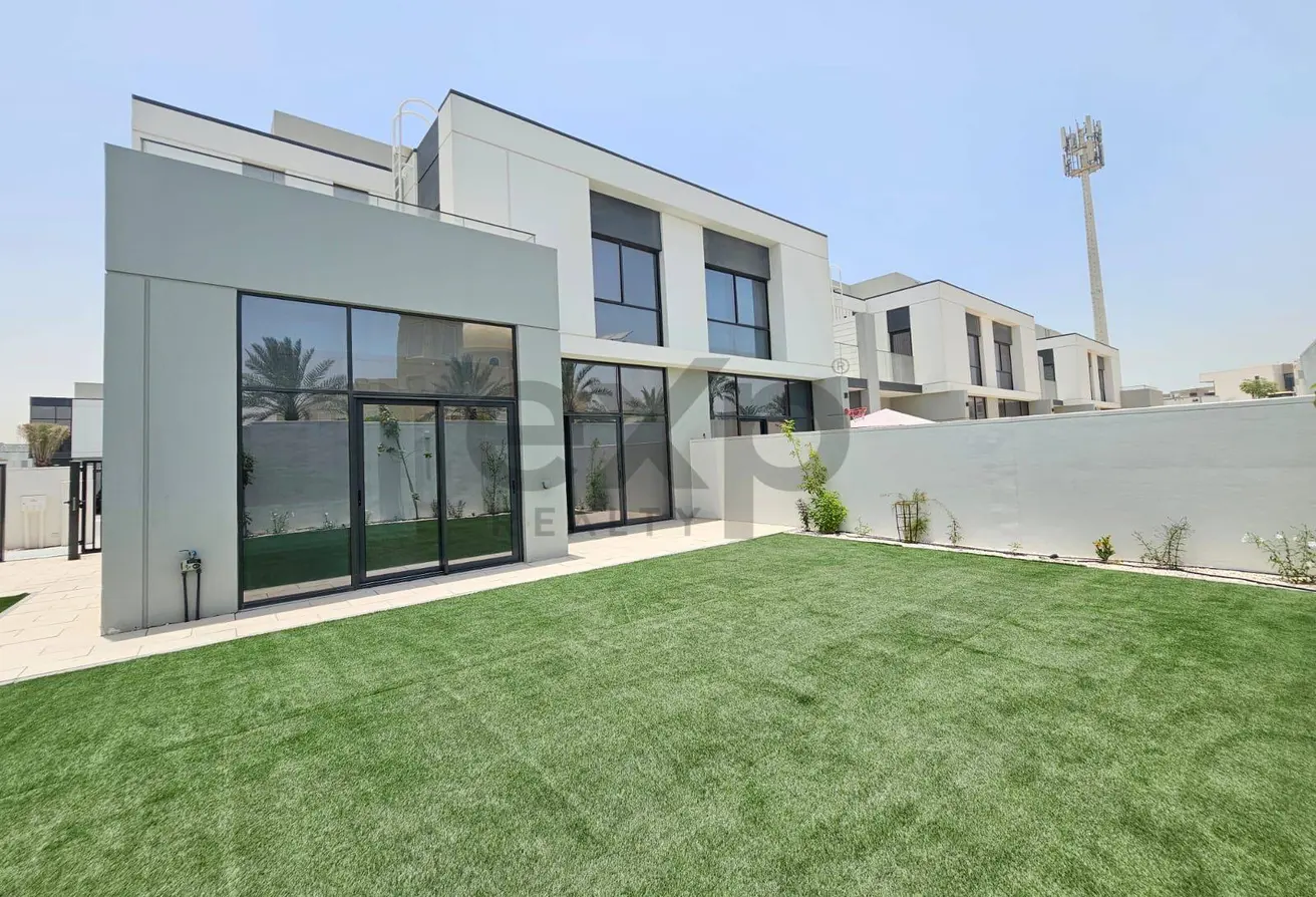 132002808 - Property Main Image
