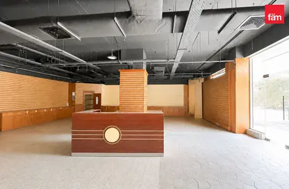Retail - Studio for rent in Al Etihad Building - Port Saeed - Deira - Dubai