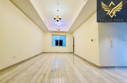 Apartment - 1 - 2 for rent in Jumeirah 1 - Jumeirah - Dubai