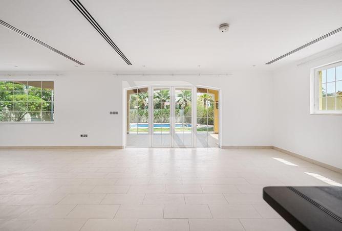 142828014 - Property Image 2
