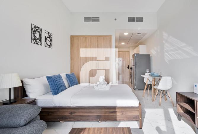 94025831 - Property Image 3