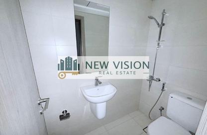 Apartment - 3 - 4 for rent in Riviera Tower - Al Majaz 3 - Al Majaz - Sharjah