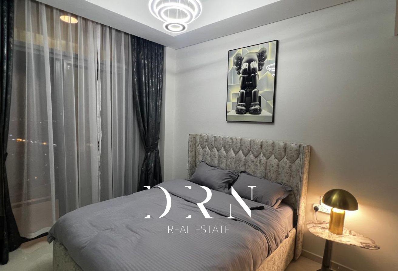 Furnished 1-BR | High Floor | Downtown City Views photo 4