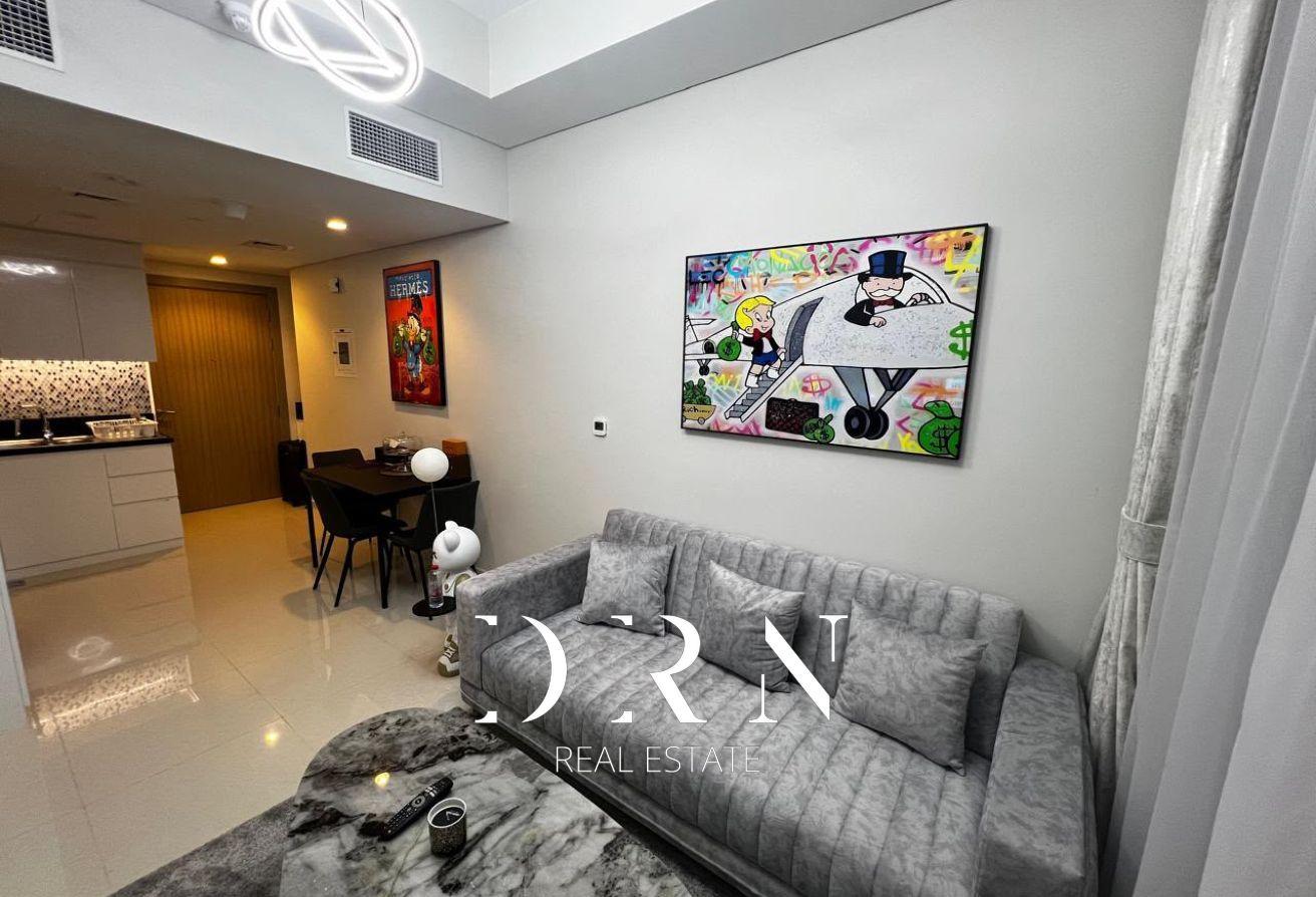 Furnished 1-BR | High Floor | Downtown City Views photo 11