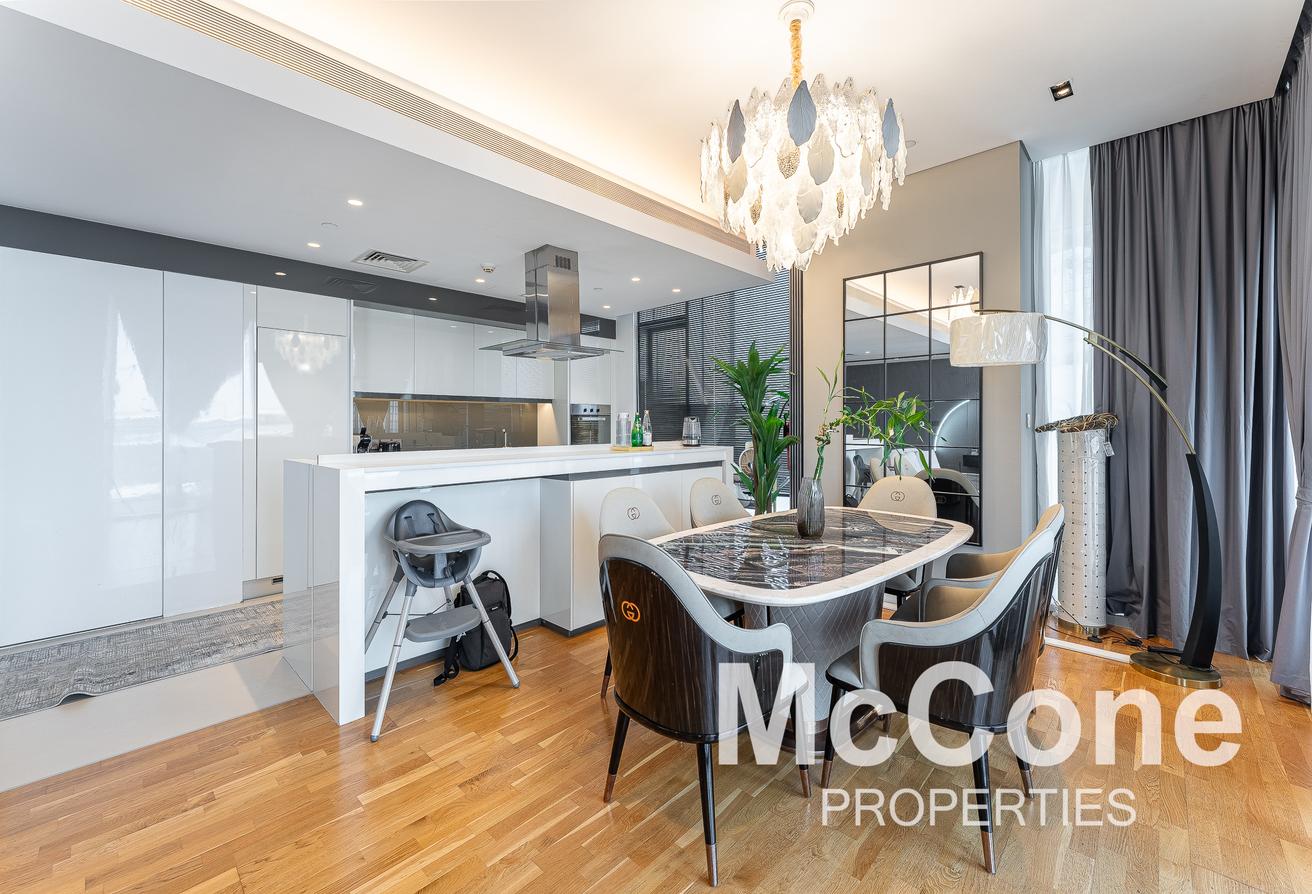 High Floor | Partial Seaview | Corner Unit photo 5