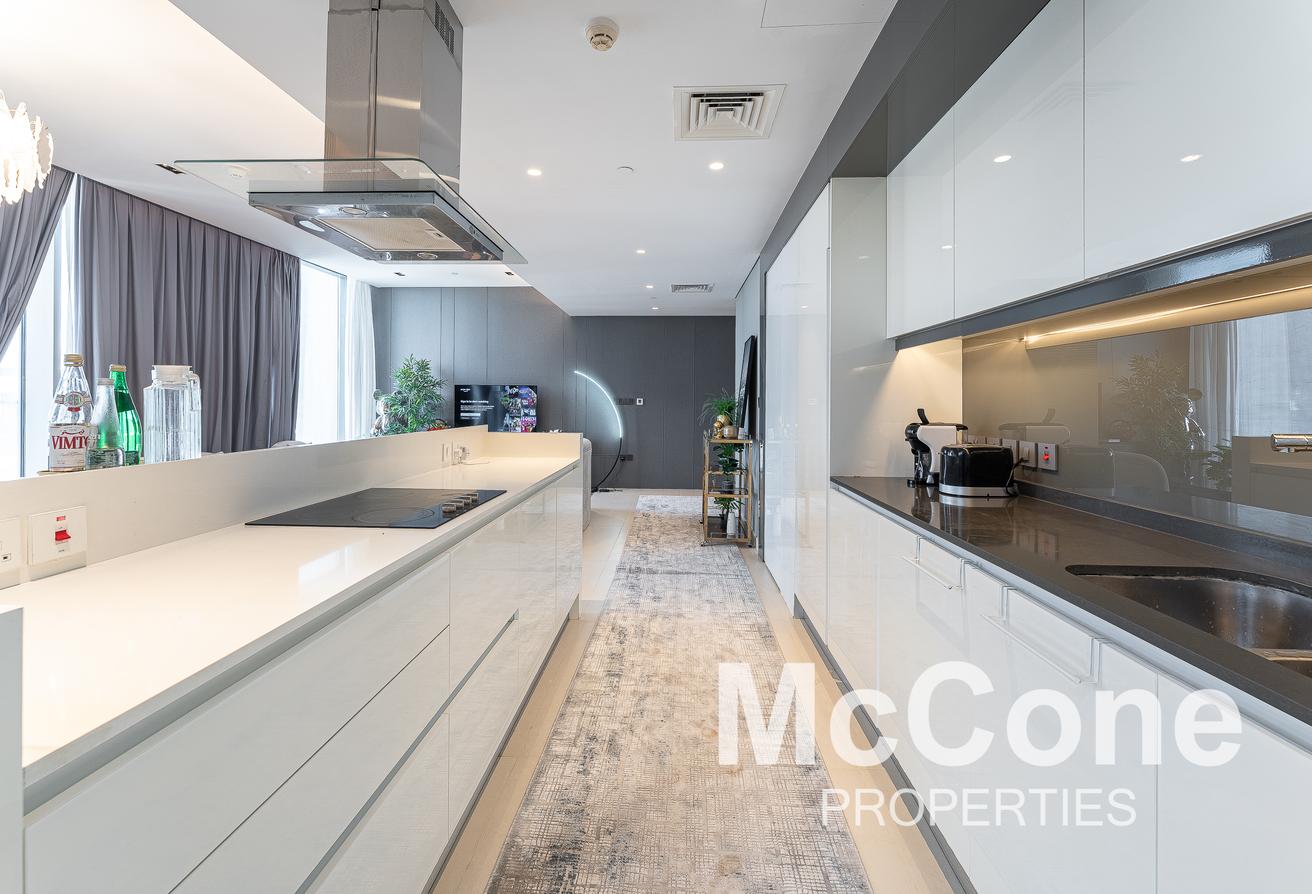 High Floor | Partial Seaview | Corner Unit photo 6