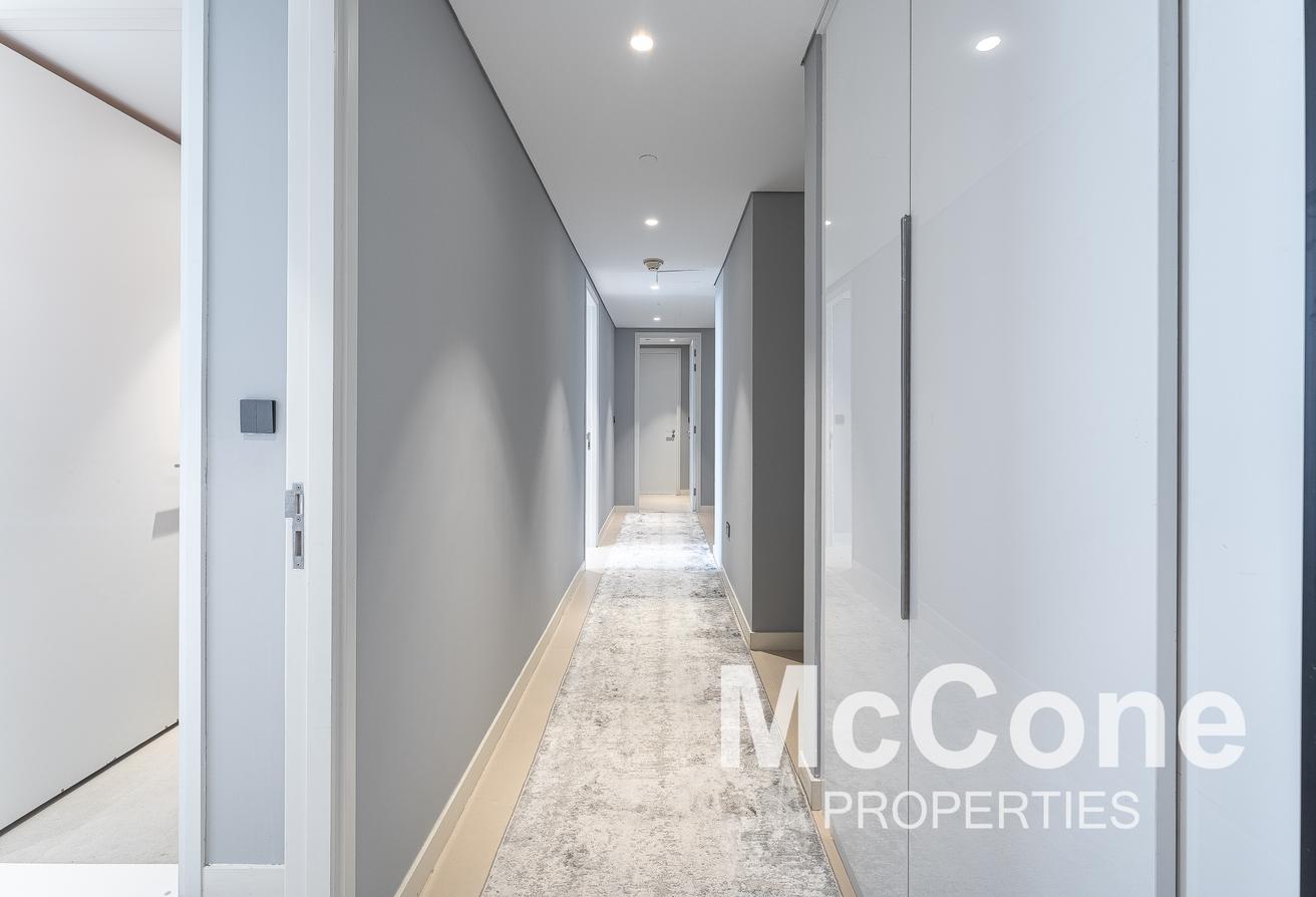 High Floor | Partial Seaview | Corner Unit photo 14