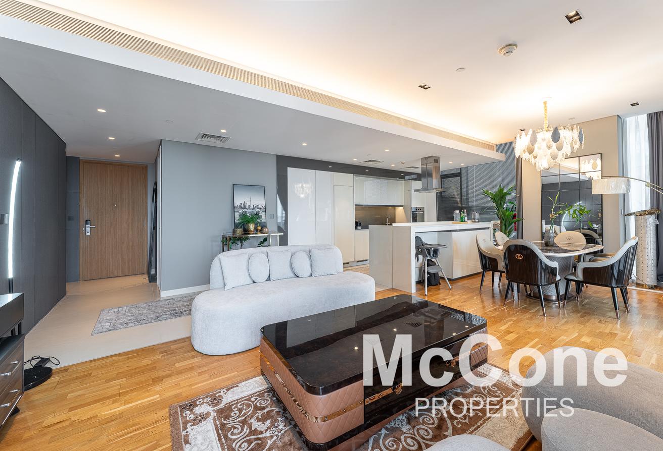 High Floor | Partial Seaview | Corner Unit photo 4