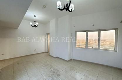 Apartment - 1 - 2 for rent in Silicon Gates 2 - Silicon Gates - Dubai Silicon Oasis - Dubai