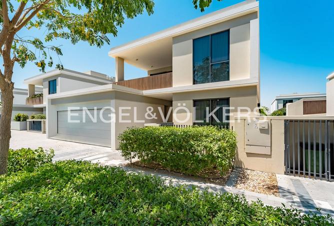Vastu | Fully  Upgraded | Vacant on Transfer