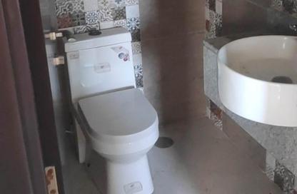 Apartment - 1 Bedroom - 2 Bathrooms for rent in Al Rashidiya Towers - Ajman Downtown - Ajman