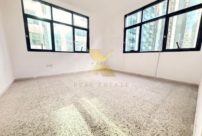 87464528 - Property Image 3